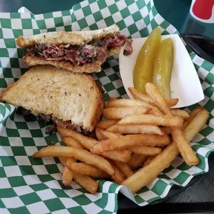 Pastrami sandwich