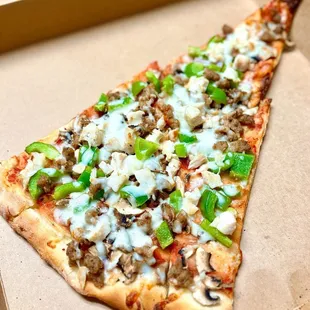 Single slice pizza - sausage, mushroom, bell pepper, &amp; chicken