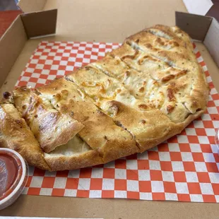 14&quot; Mozzarella and Ricotta Cheese Calzone