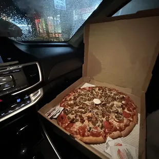 XL combination pizza
