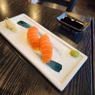 Salmon Sushi