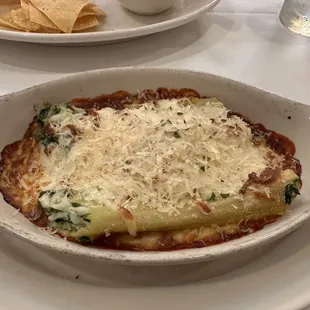 Stuffed spinach and cheese manicotti