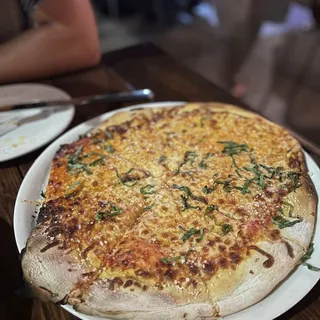 The Queen Pizza