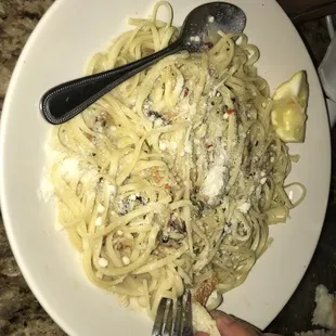 Pasta and white clam sauce
