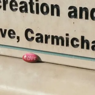 Spreading love #rocksforryan