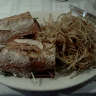 Prime Rib French Dip*