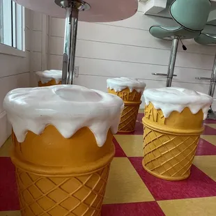 Children&apos;s seating.