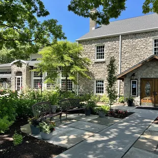 Gideon Owen's winery beautiful patio and outside dining and bar area!