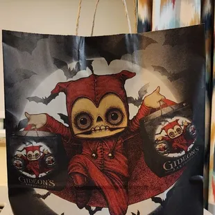 Even the bag is cute