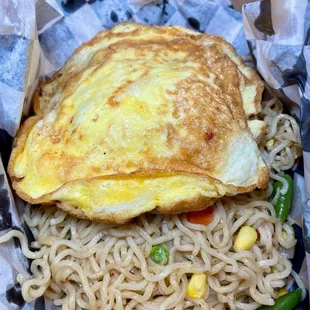 Gidi Noodles with egg