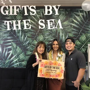 Teri, Nikki, Shane owners of Gifts By The Sea