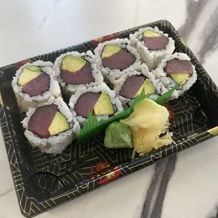 Tuna Avocado Roll