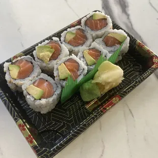 Salmon Avocado Roll
