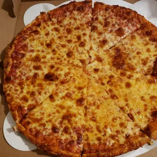 The BEST cheese pizza around.