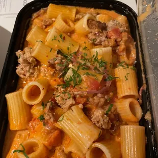 Rigatoni with vodka sauce