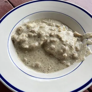 Biscuit and gravy