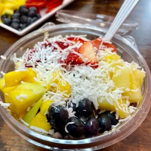 Tropical Açaí Bowl