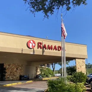 the entrance to the restaurant
