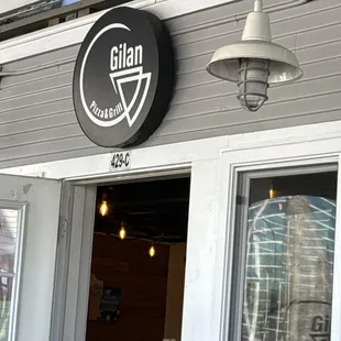Gilan Pizza&amp;grill