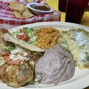 Mexican plate #1 on lunch menu, highly suggest!!