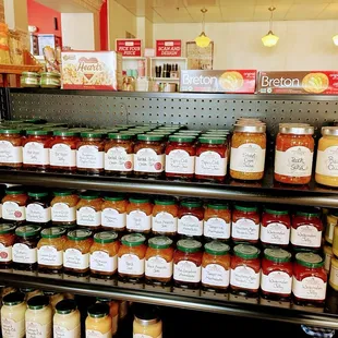 An extensive variety of Stonewall Kitchen&apos;s culinary delights!
