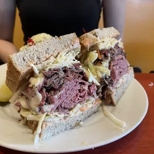 Pastrami sandwich &quot;Seattle style&quot; - This is why you come here.