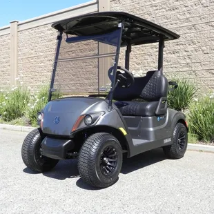 2024 Yamaha Drive2 Carbon metallic