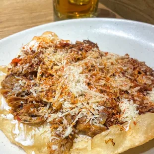 PORK LANGOS |Instagram @restaurant_aholic