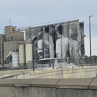 Such an amazing mural! Love it! The artist is Guido van Helten: https://www.americansiloart.com/mankato-minnesota