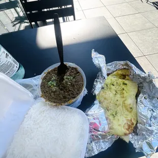 Chicken Saag Garlic Naan