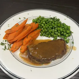 Lunch Portion Tavern Meatloaf and Veggie