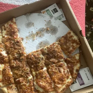 Well done hot brown pizza with no sauce, basically hot brown bread