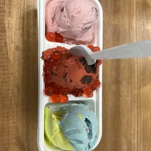Try a flight - you can choose 3 ice creams!