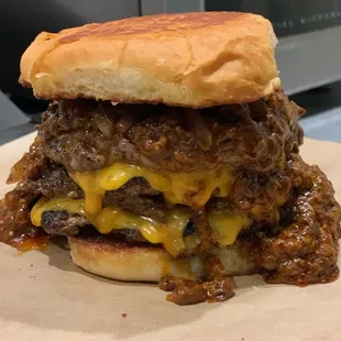 The 1LB ground chuck, chili burger! Made with FRESH buns