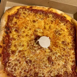 Cheese pizza