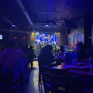 80s themed music night