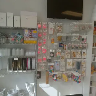 Cake supplies