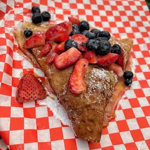 Creme Brulee Crepe (IG: @foodwithbros)