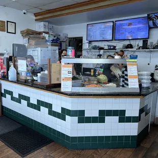 ows the counter area of a restaurant