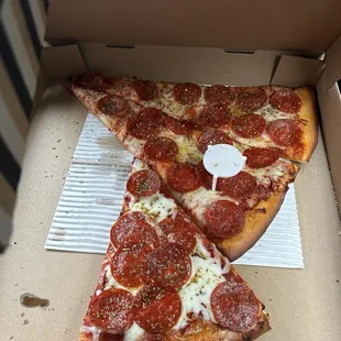 Big slice (cut in 1/2) &amp; regular slice
