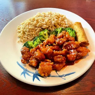 Sesame Chicken Lunch Special