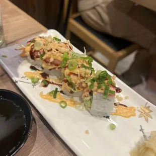 Spicy albacore roll