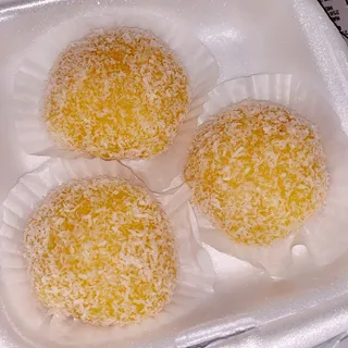 Coconut Mochi Ball