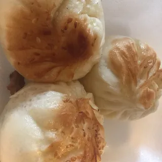 Pan-Fried Bun Stuffed with Chicken