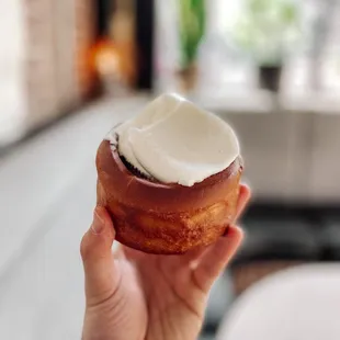 Cinnamon Roll