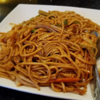 Chicken Lo Mein