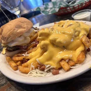 Mac n' cheese burger