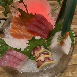 SC5. Five Kinds of 15 Piece Fish Sashimi Combo