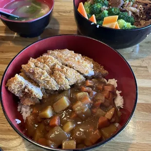 Curry pork katsu don ($12 lunch) -- fried nicely, curry tastes like the one you make at home from a box-- overall tasty