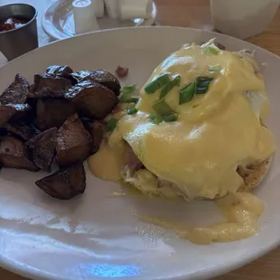Crab Benedict